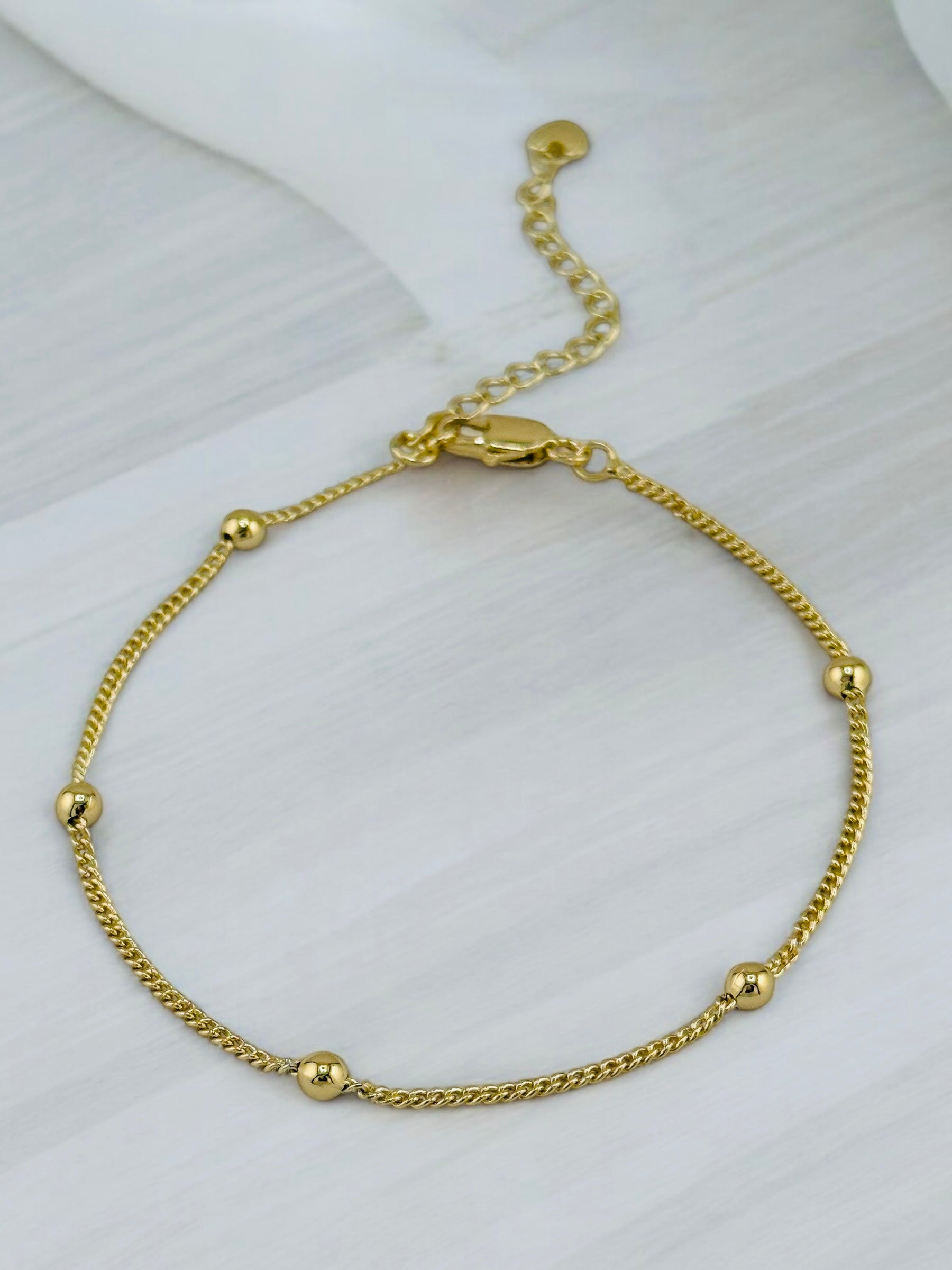 Minimalist Gold-Plated Beaded Anklet with Heart Charm image 3