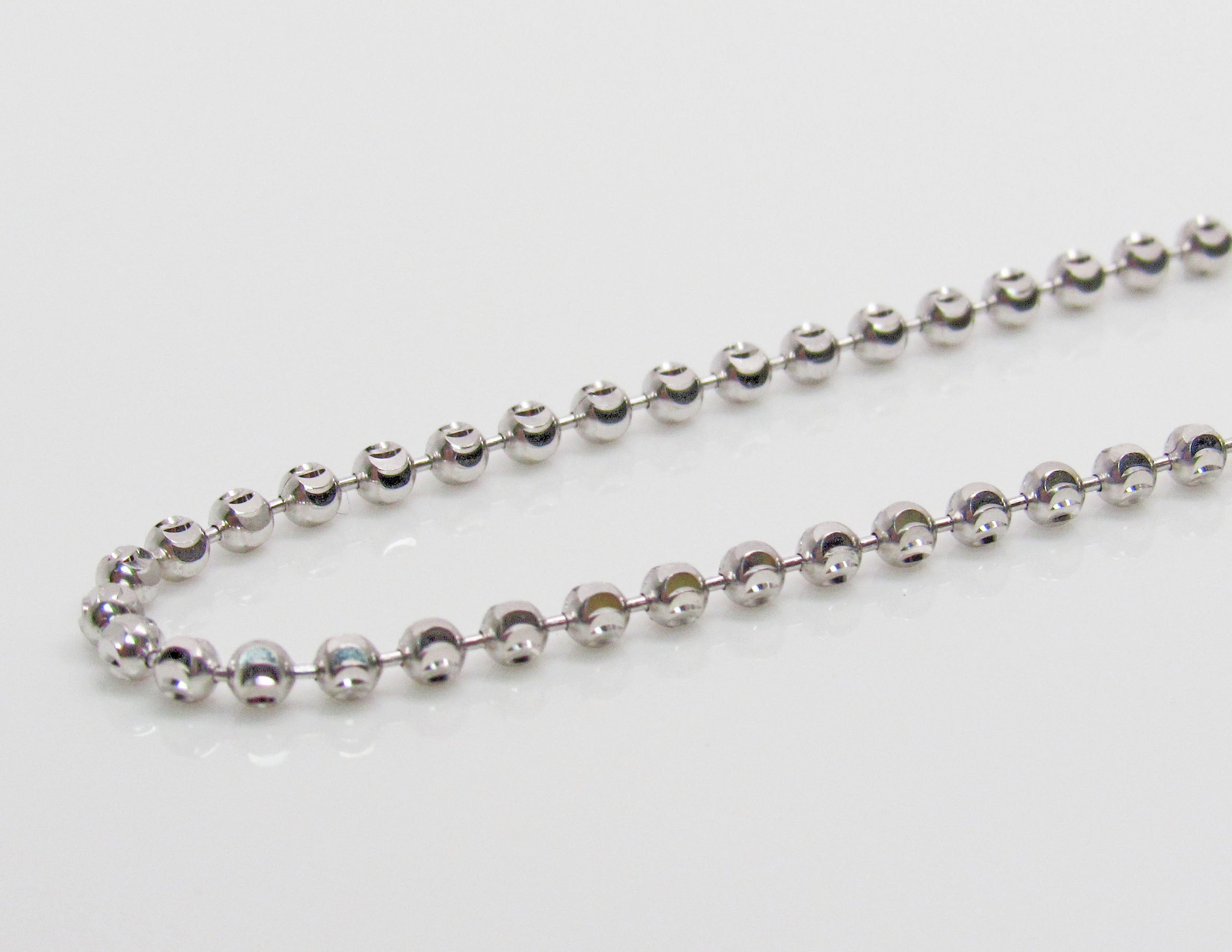 Moon Cut Chain in White Gold 14K image 1